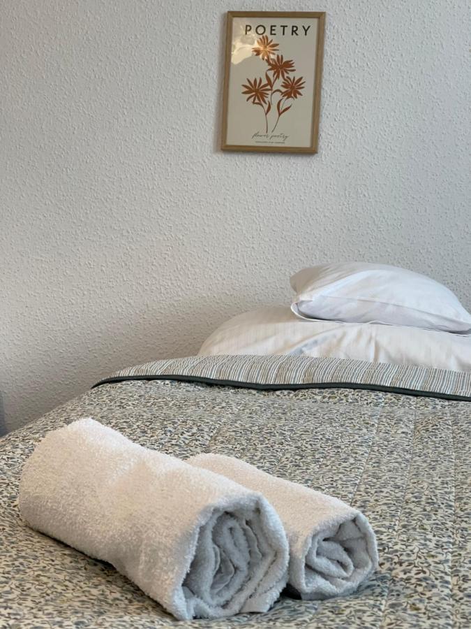 Apartamenty Cud Miod Кросно Екстериор снимка