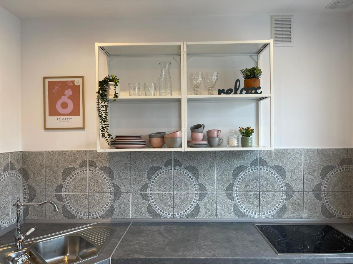 Apartamenty Cud Miod Кросно Екстериор снимка